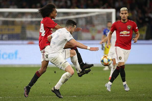 Prima etapă, primul derby: Manchester United - Leeds United